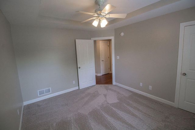 7106 STANWOOD DR, Columbia, MO 65203
