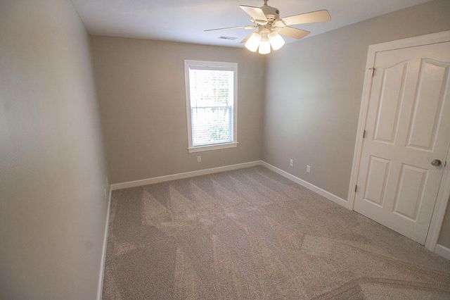 7106 STANWOOD DR, Columbia, MO 65203