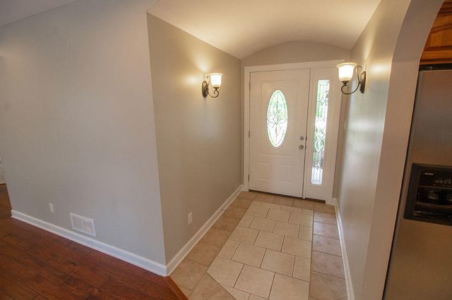 7106 STANWOOD DR, Columbia, MO 65203