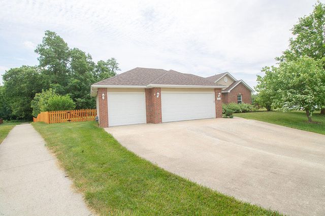 7106 STANWOOD DR, Columbia, MO 65203