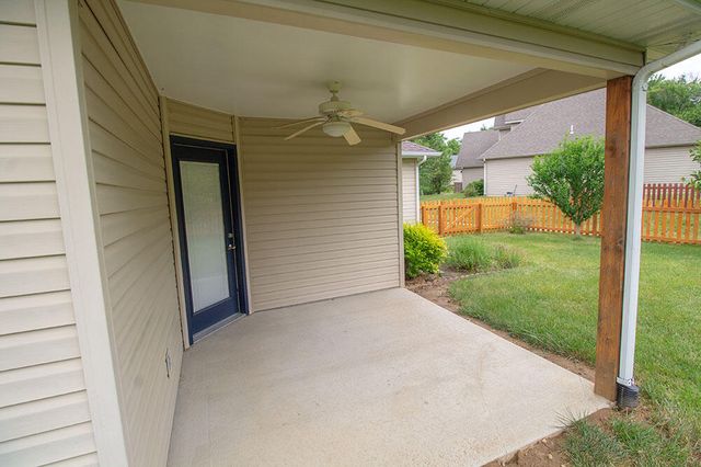 7106 STANWOOD DR, Columbia, MO 65203