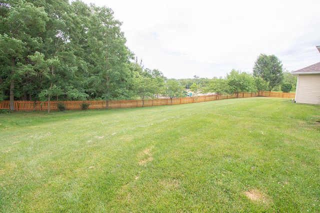 7106 STANWOOD DR, Columbia, MO 65203
