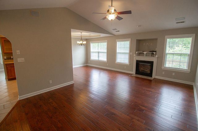 7106 STANWOOD DR, Columbia, MO 65203