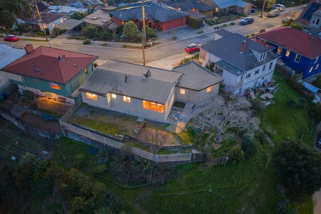 101 101 Crest Ave, Richmond, CA 94801