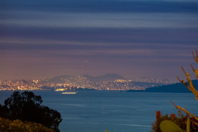 101 101 Crest Ave, Richmond, CA 94801