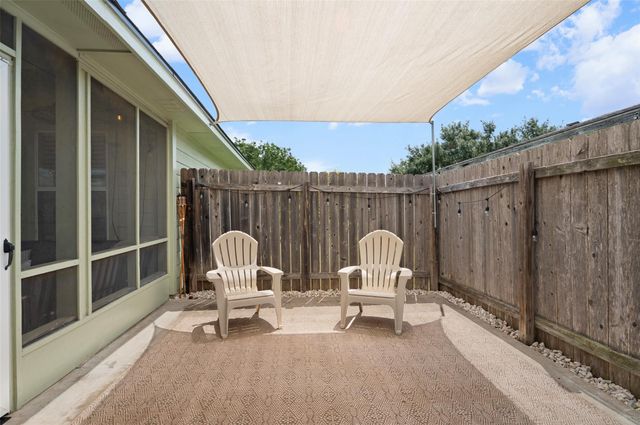 214 Jennifer LN, Bastrop, TX 78602
