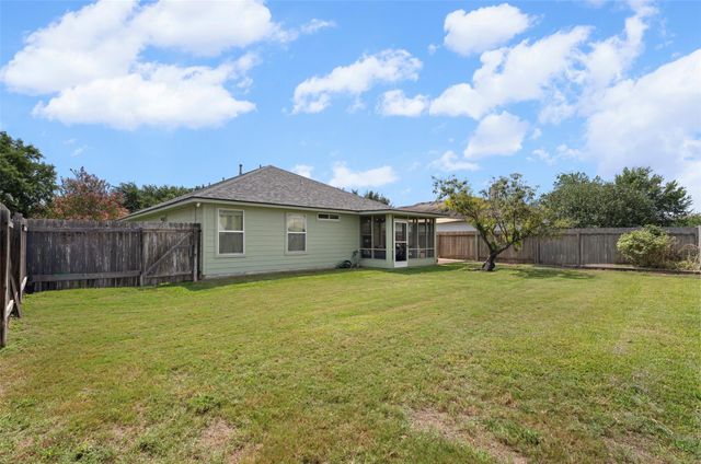 214 Jennifer LN, Bastrop, TX 78602