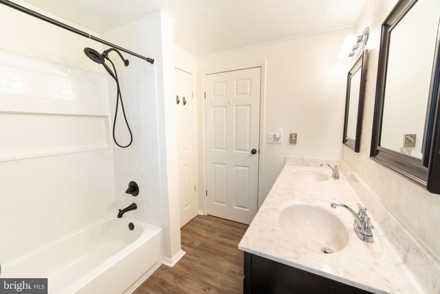 15 WILLOW LN, La Plata, MD 20646