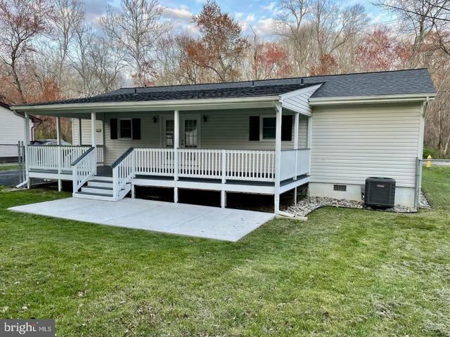 15 WILLOW LN, La Plata, MD 20646