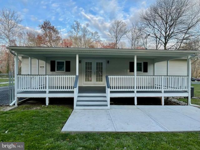 15 WILLOW LN, La Plata, MD 20646