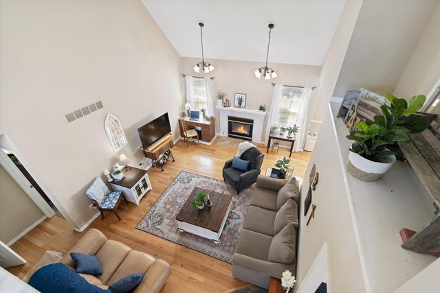 3702 BEDFORD DR, Columbia, MO 65203