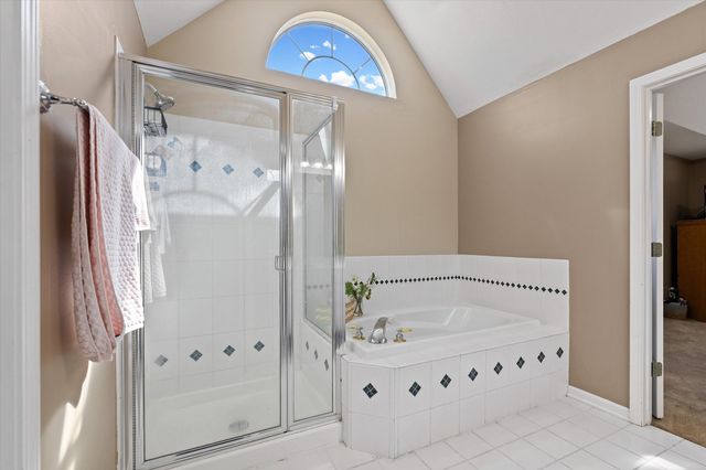 3702 BEDFORD DR, Columbia, MO 65203