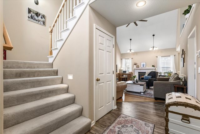 3702 BEDFORD DR, Columbia, MO 65203