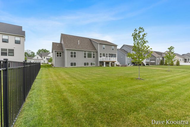 8218 Boardwalk Drive Sw, Byron Twp, MI 49315