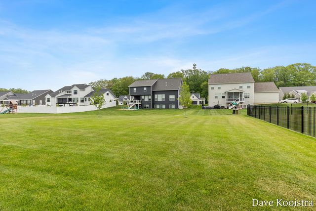8218 Boardwalk Drive Sw, Byron Twp, MI 49315
