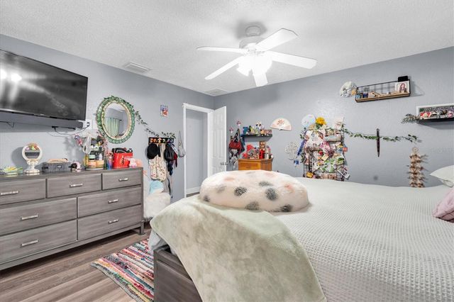 12107 72ND WAY, Largo, FL 33773