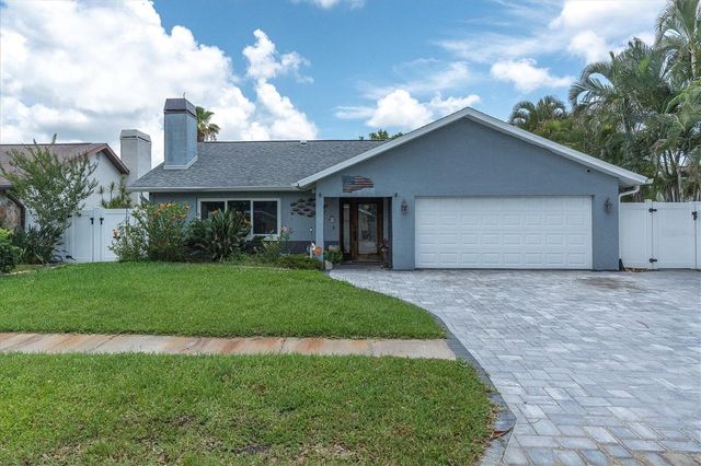 12107 72ND WAY, Largo, FL 33773