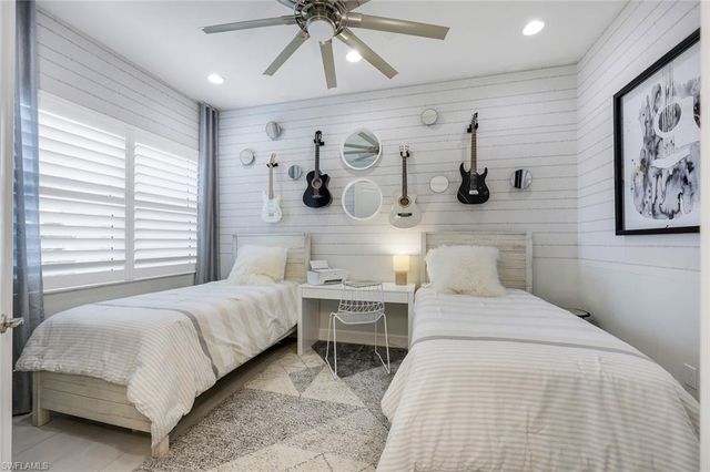 28393 Turin CT, Bonita Springs, FL 34135