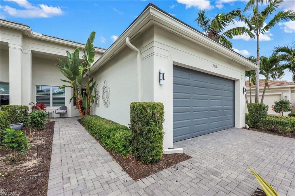 28393 Turin CT, Bonita Springs, FL 34135