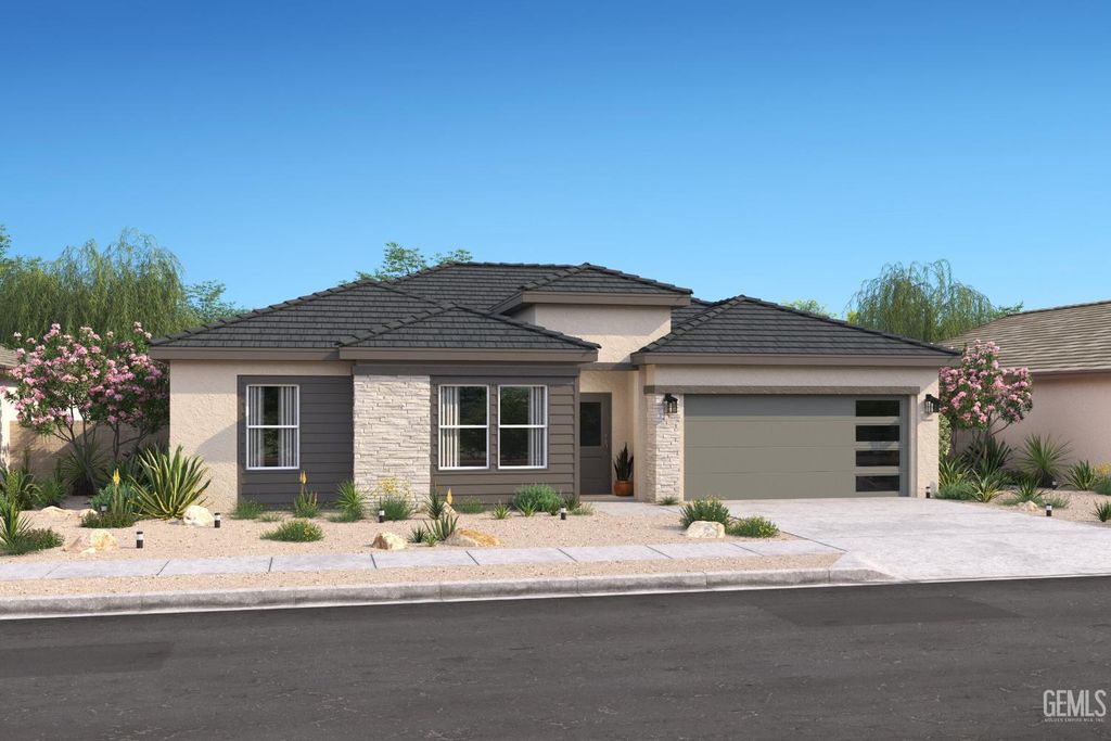 520 Rumba Street, Bakersfield, CA 93306