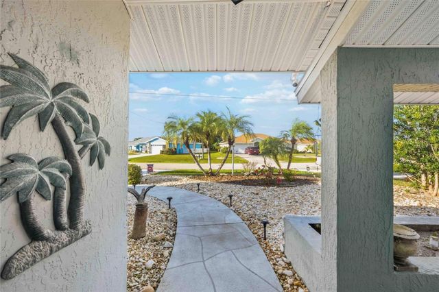 36 BUNKER CIRCLE, Rotonda West, FL 33947