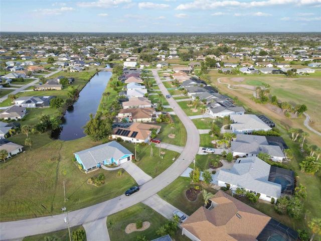 36 BUNKER CIRCLE, Rotonda West, FL 33947
