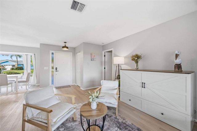 36 BUNKER CIRCLE, Rotonda West, FL 33947
