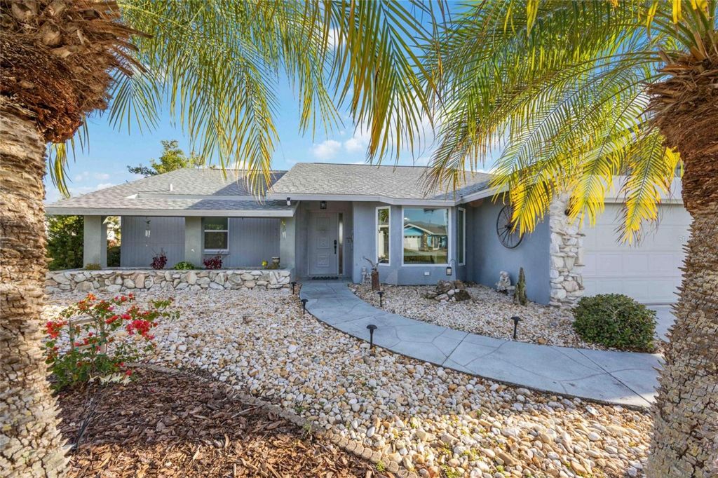 36 BUNKER CIRCLE, Rotonda West, FL 33947