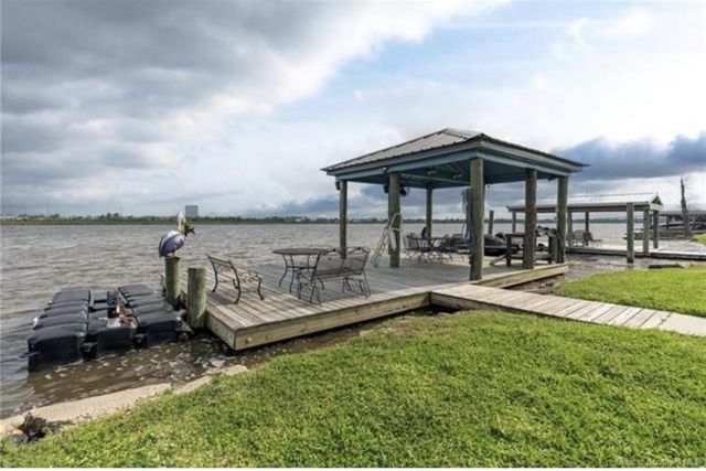 24A River Rd Road, Lake Charles, LA 70601