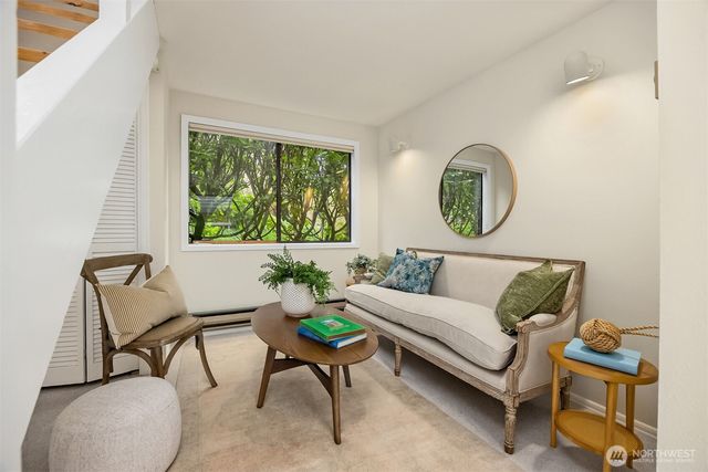 7946 Grand Avenue NE, Bainbridge Island, WA 98110