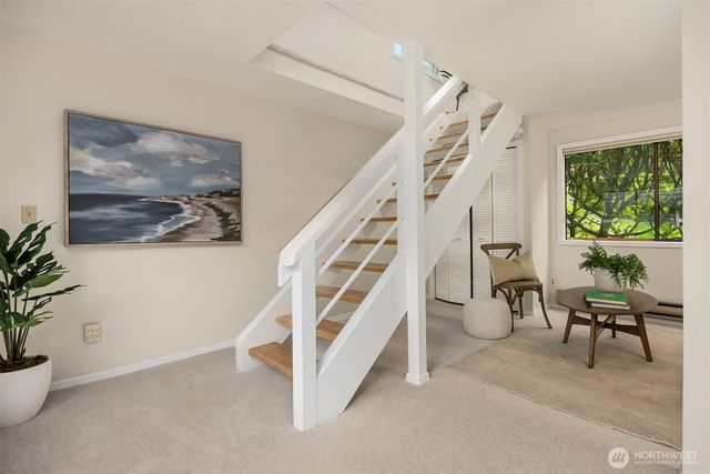 7946 Grand Avenue NE, Bainbridge Island, WA 98110