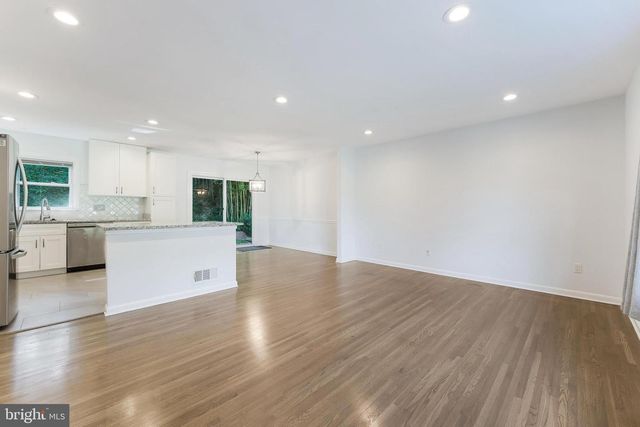 7105 GALGATE DR, Springfield, VA 22152