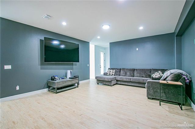 2329 E 25th Street, Mission, TX 78572