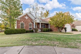 2364 The Courts Drive, Chesterfield, MO 63017
