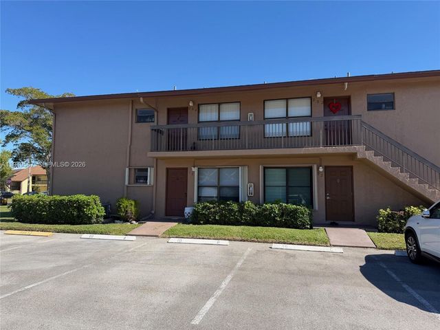 10054 Winding Lake Rd 103, Sunrise, FL 33351