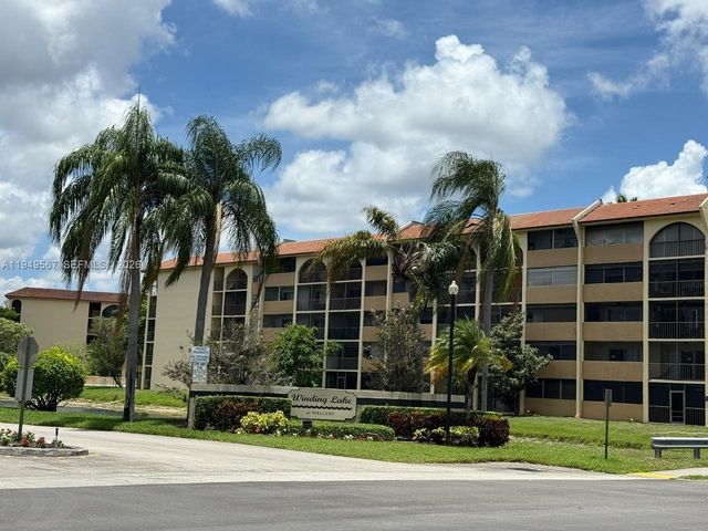 10054 Winding Lake Rd 103, Sunrise, FL 33351