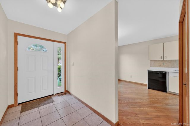 63 Wild Birch Farms, Cortlandt Manor, NY 10567