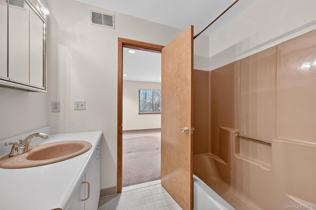 63 Wild Birch Farms, Cortlandt Manor, NY 10567