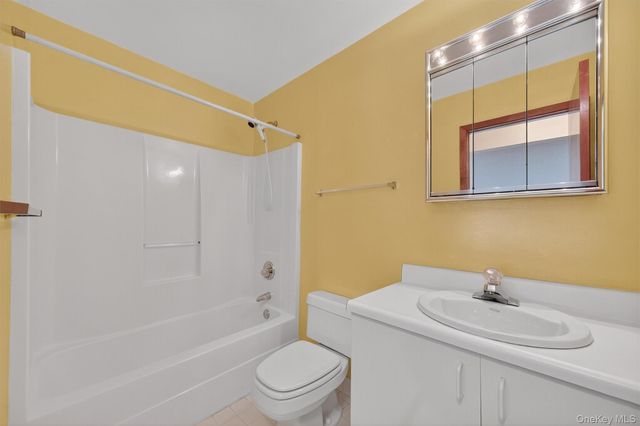 63 Wild Birch Farms, Cortlandt Manor, NY 10567