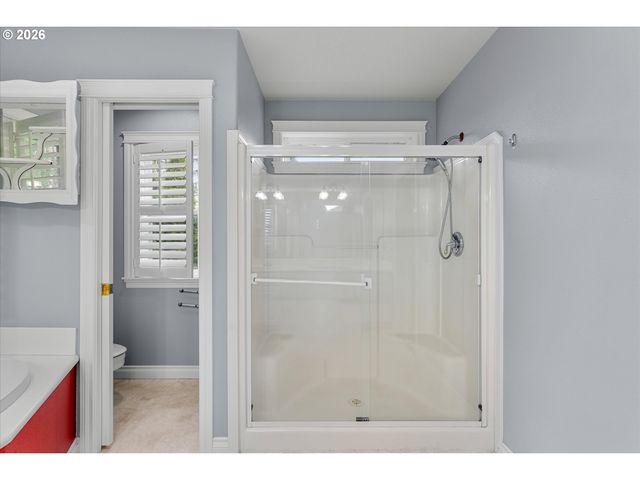 11073 Se RIMROCK Dr, Happy Valley, OR 97086