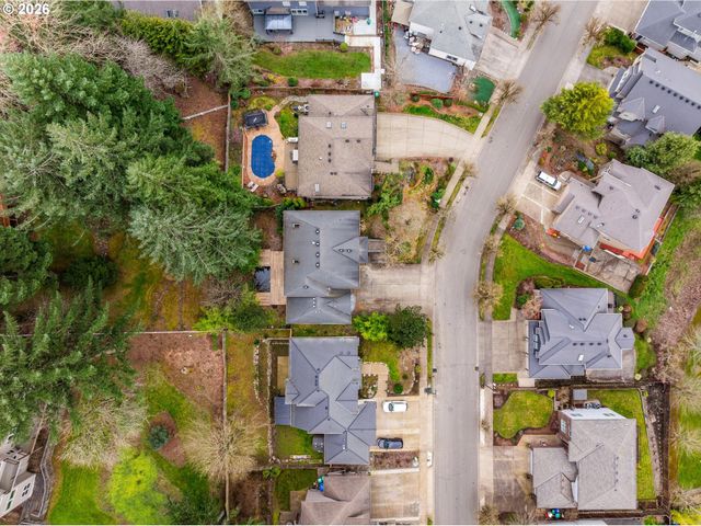 11073 Se RIMROCK Dr, Happy Valley, OR 97086