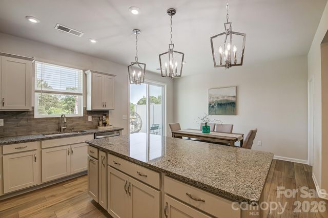 6114 Vasey Street, Charlotte, NC 28269