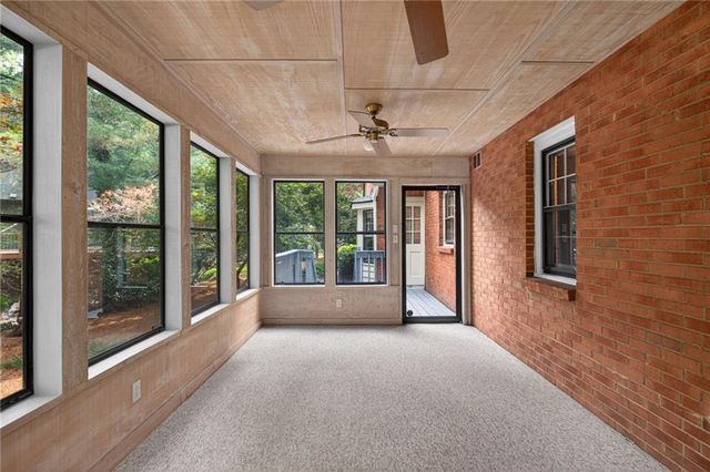 233 Shadowlake Court SE, Marietta, GA 30067
