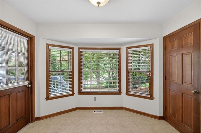 233 Shadowlake Court SE, Marietta, GA 30067