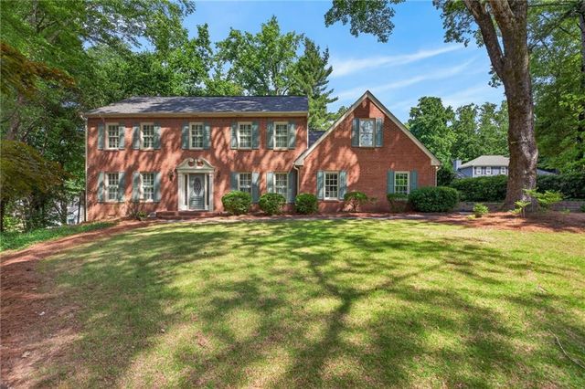 233 Shadowlake Court SE, Marietta, GA 30067