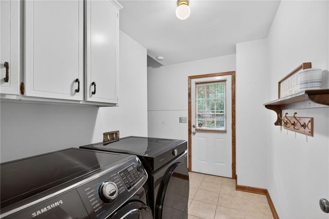 233 Shadowlake Court SE, Marietta, GA 30067