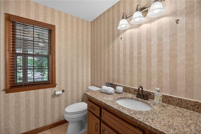 233 Shadowlake Court SE, Marietta, GA 30067