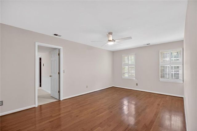 233 Shadowlake Court SE, Marietta, GA 30067