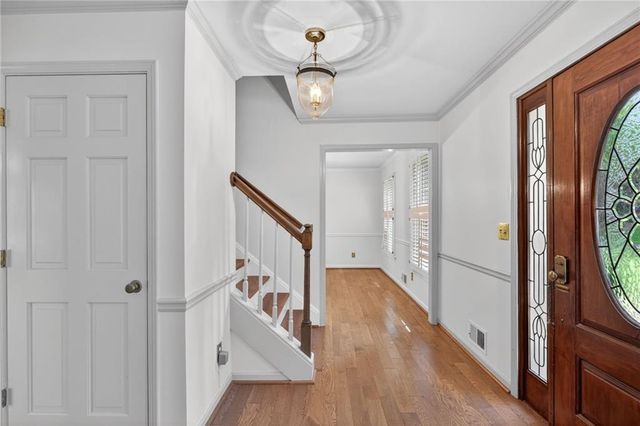233 Shadowlake Court SE, Marietta, GA 30067