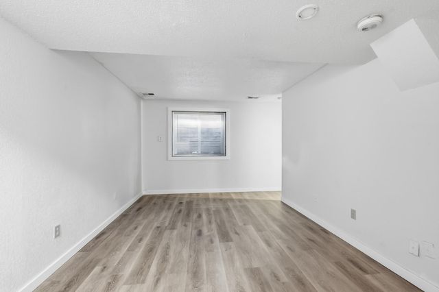 2613 Emerson Avenue N, Minneapolis, MN 55411